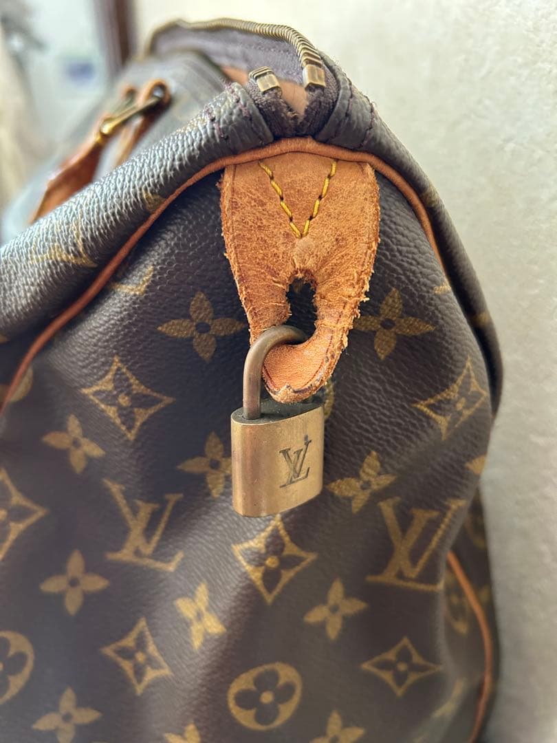 LOUIS VUITTON バッグ