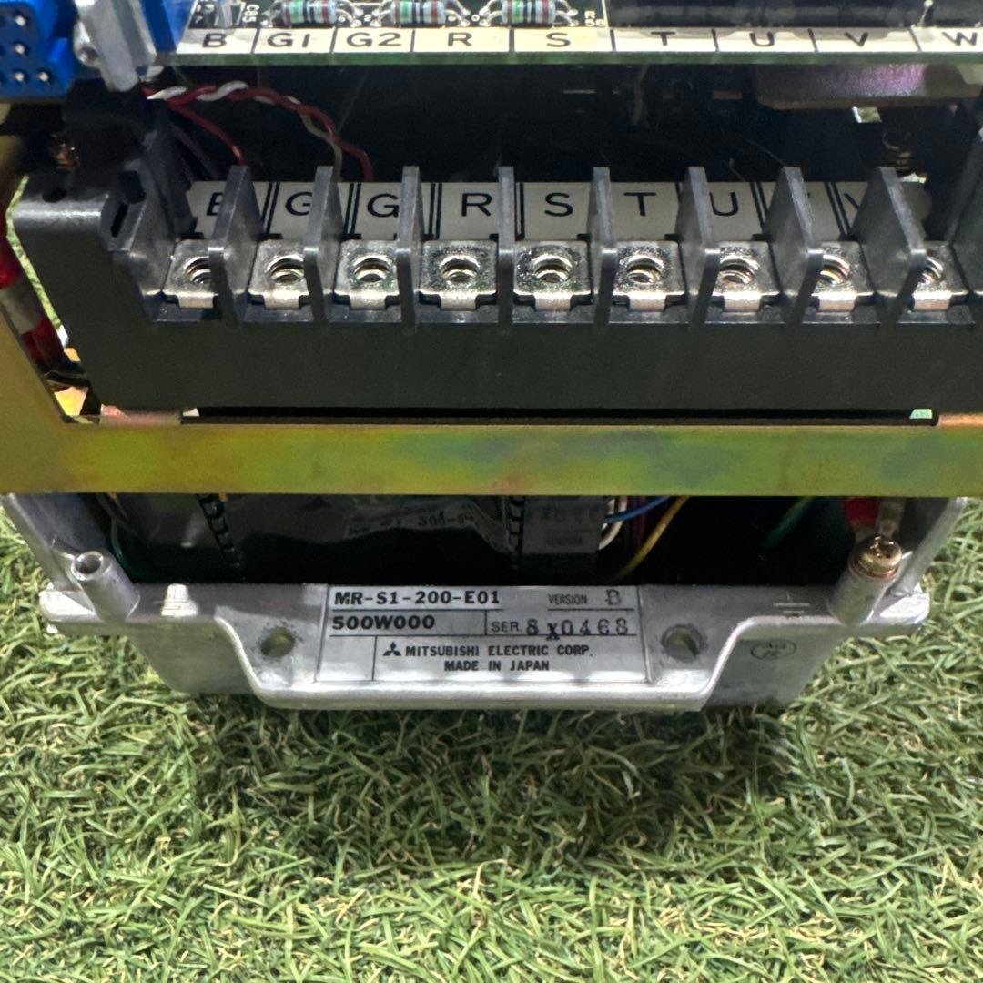 三菱 MR-S1-200-E01 サーボドライブ MRS1200E01 動作保証
