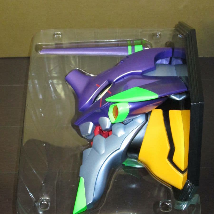 新品未使用・エヴァンゲリオン 初号機 塗装済NONスケール 壁かけフィギュア