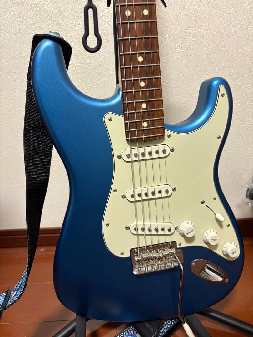 Fender Stratocasterストライトキャスター エレキギター 青