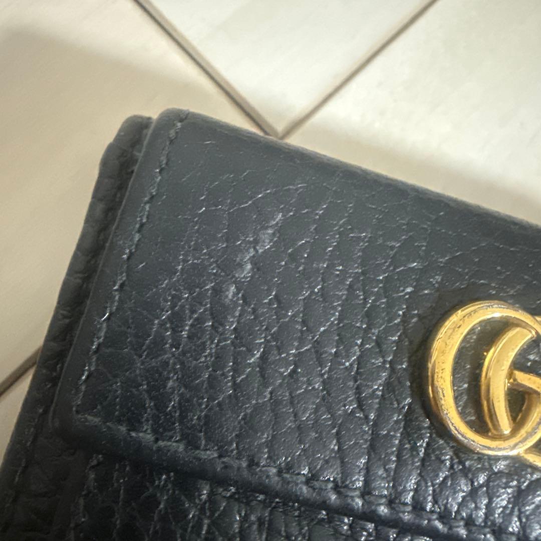 Gucci 黒 革三つ折り財布 GGロゴ