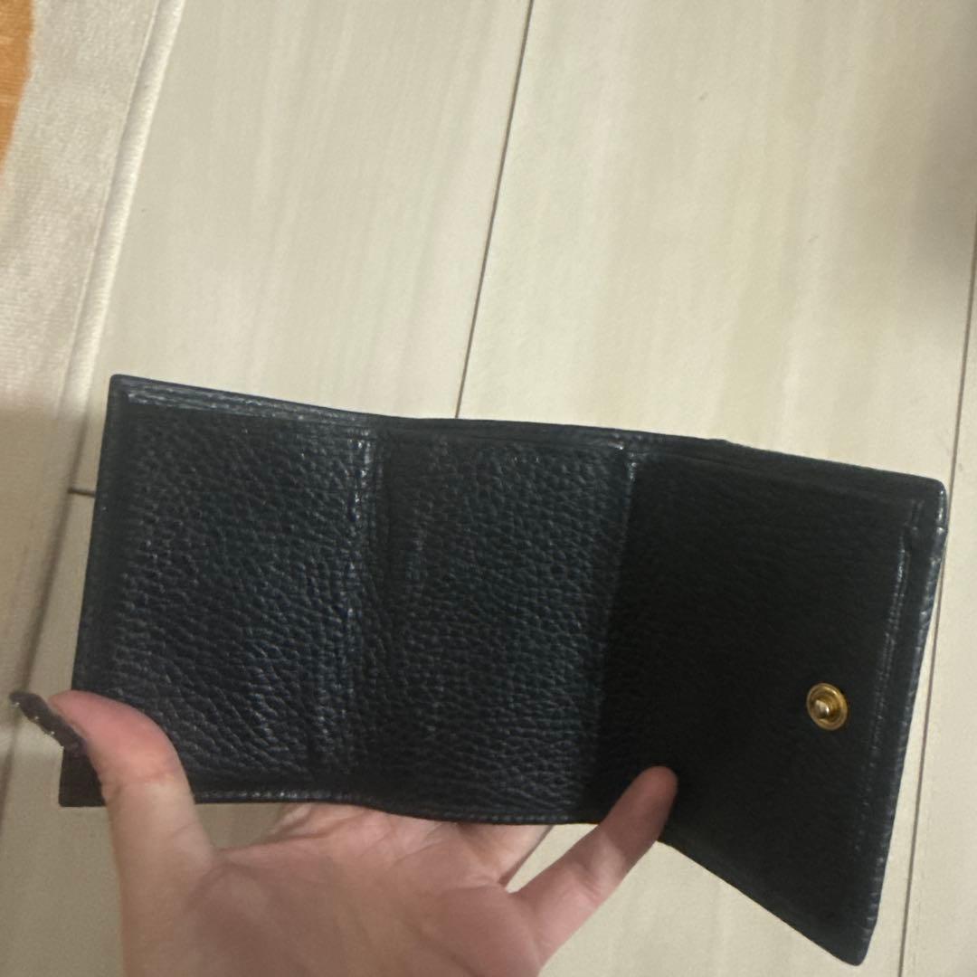 Gucci 黒 革三つ折り財布 GGロゴ