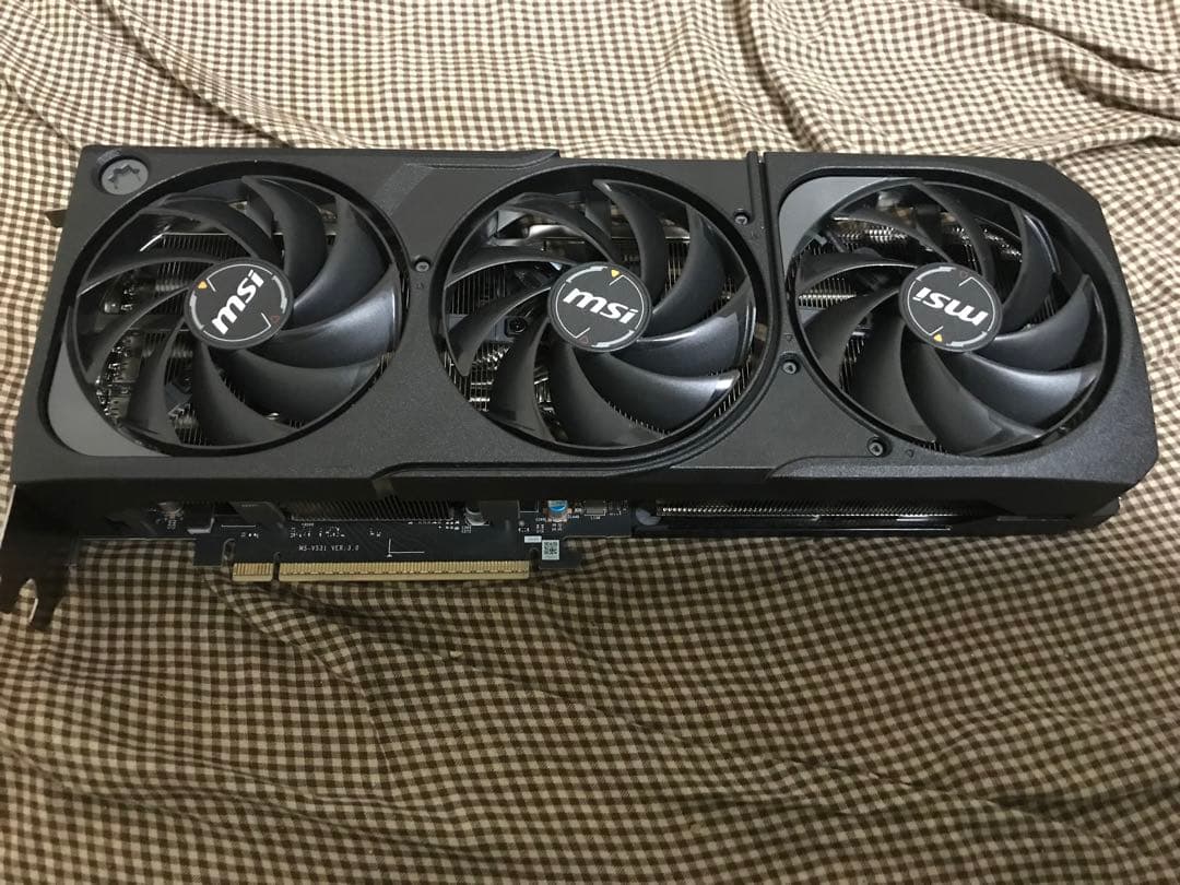 GForce RTX5070ti 動作未確認
