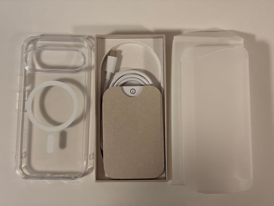 Google Pixel10 obsidian 純正ケース クリアケース付き