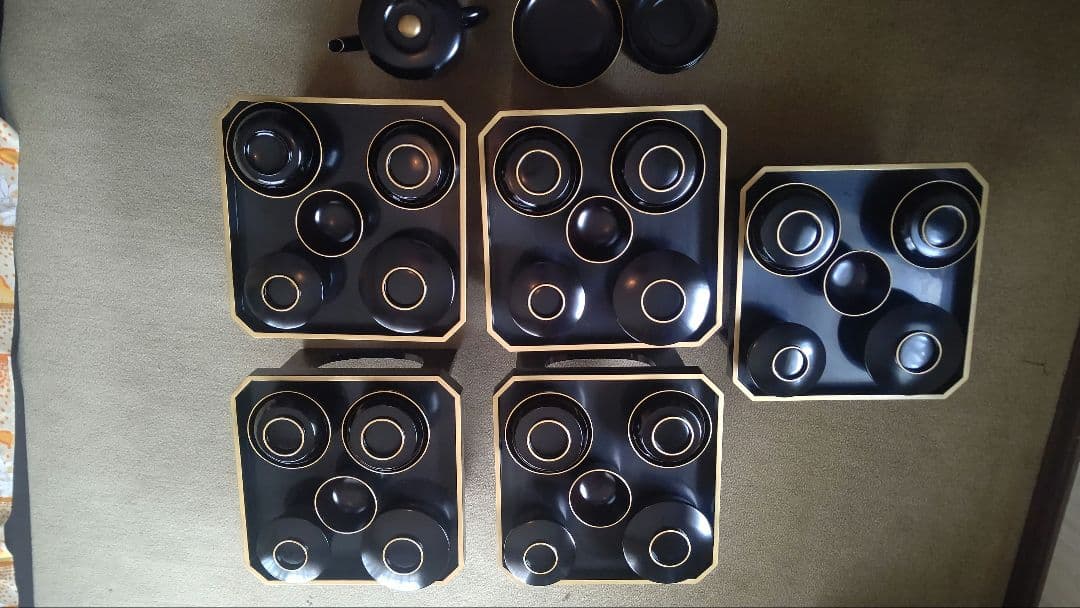 ☆お膳台5客揃い 脚付台 箱入り 旧家のもの