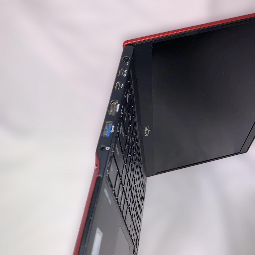 F06A【超軽量】富士通 フルHD/Celeron第8世代/4G/SSD128G