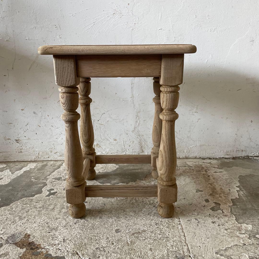 ビンテージ　サイドテーブル ベッドサイドテーブル　スツール　小　剥離