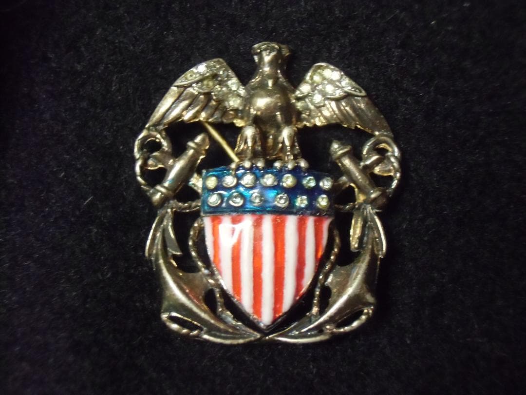 ★１９４１年＊アメリカ軍＊トリファリ社製＊海軍銀製＆金張り製ブローチ（実物）