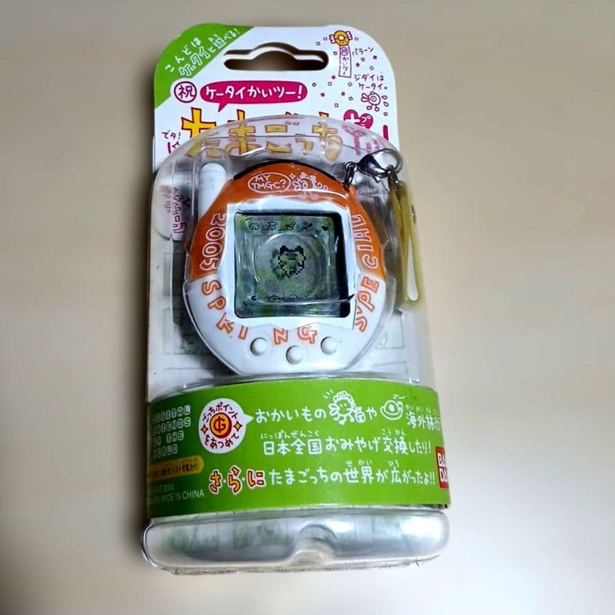 バンダイ　ケータイかいツー！たまごっちプラス　おれんじボトム