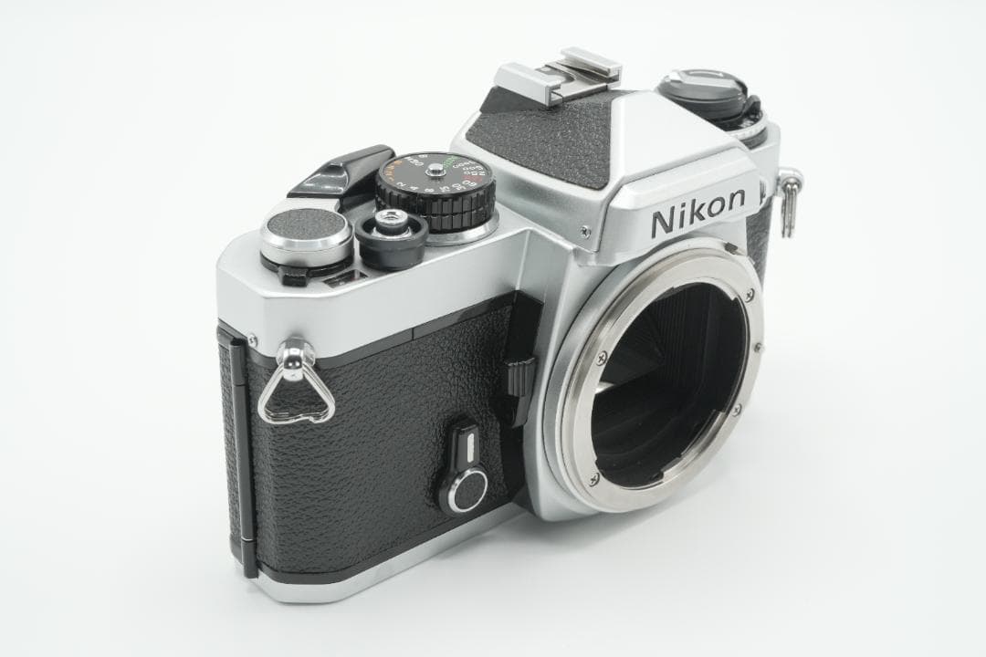 【美品・完動品】Nikon FE シルバー フィルムカメラ本体