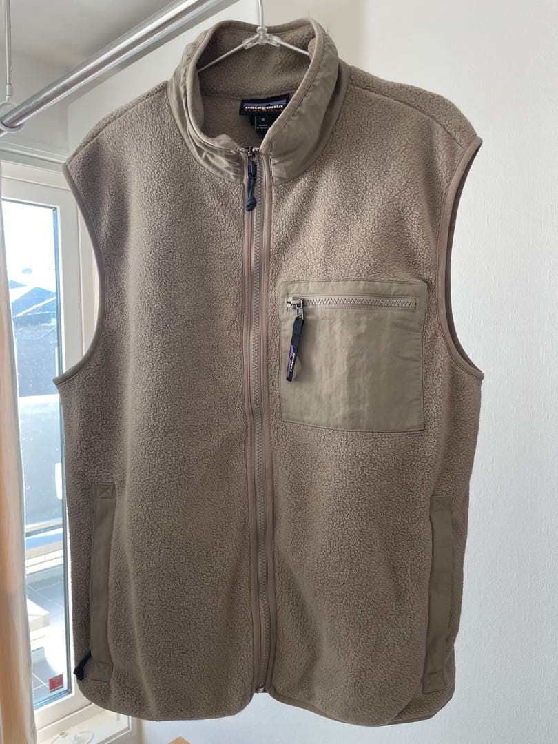 パタゴニア シンチラベスト　Patagonia 23011