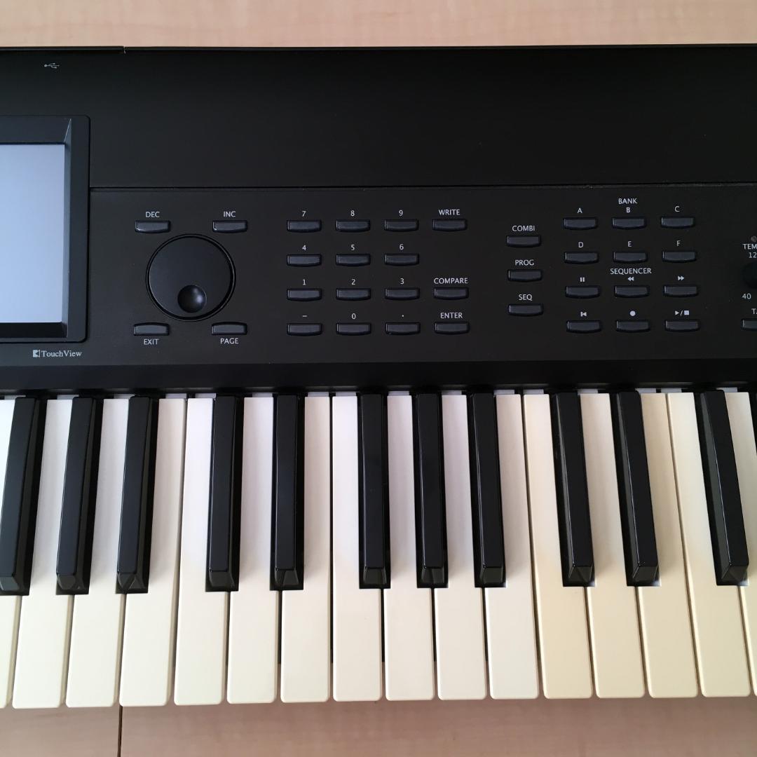 KORG KROME 61鍵盤 キーボードシンセサイザー