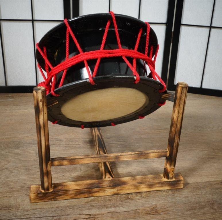 【新品・未使用】　牛革　和太鼓 締め太鼓・バチ付き・台付き