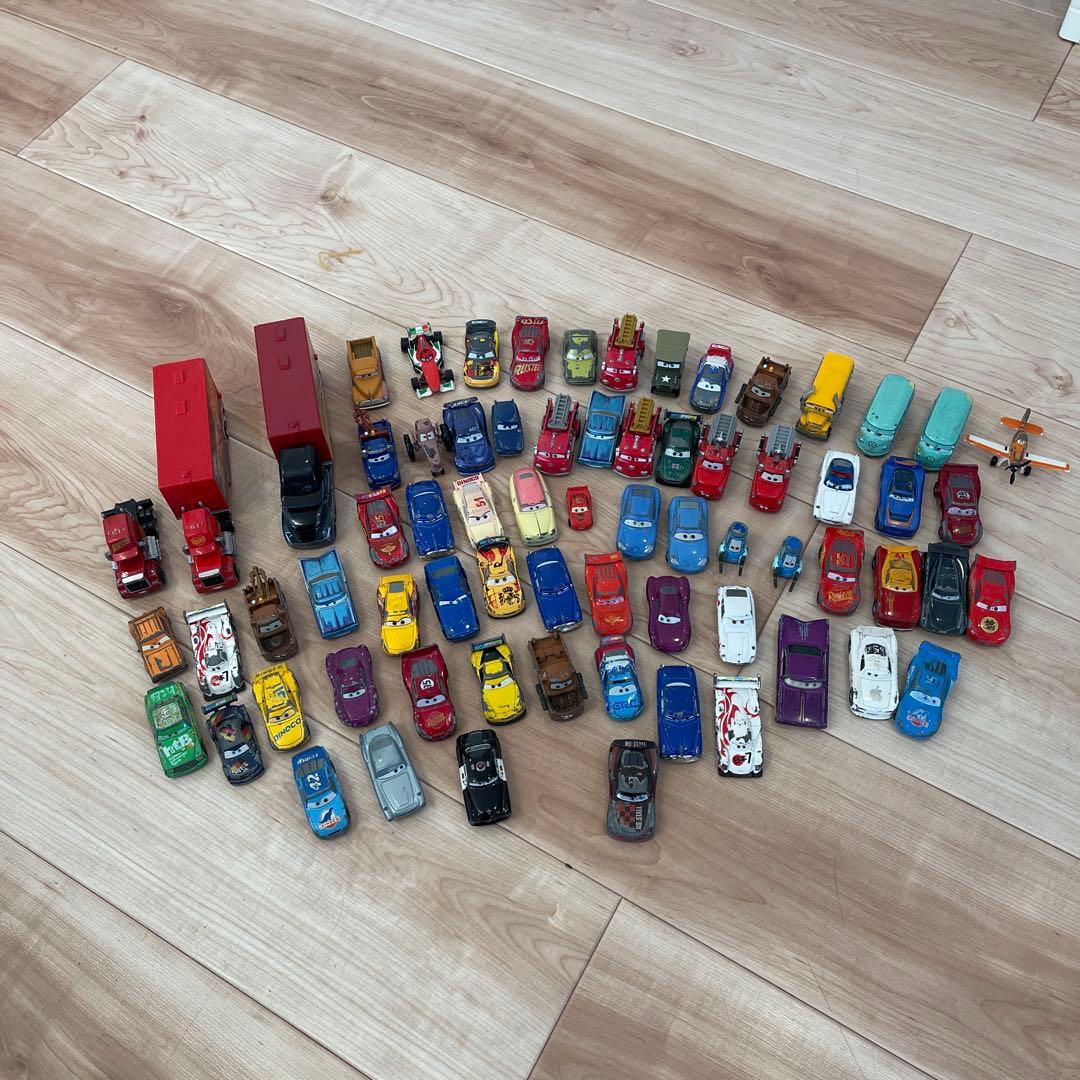 ミニカー約120台セット（トラック含む）