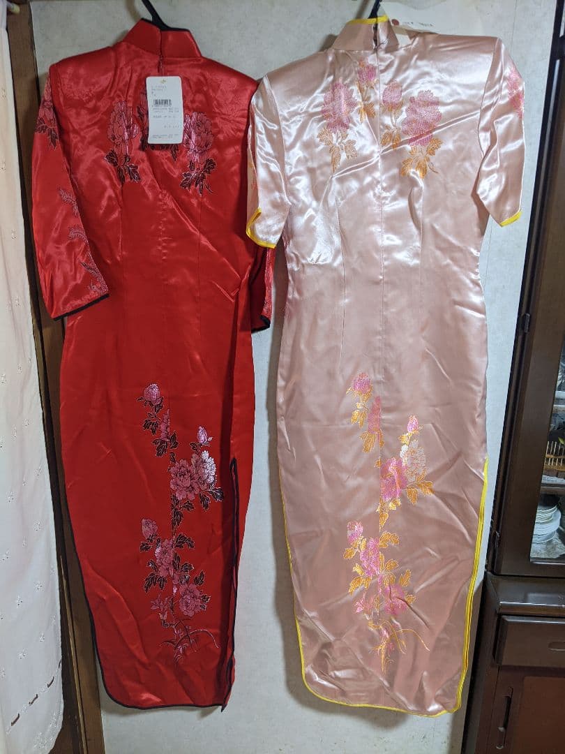 刺繍入りチャイナドレス 赤・ピンク5枚まとめて