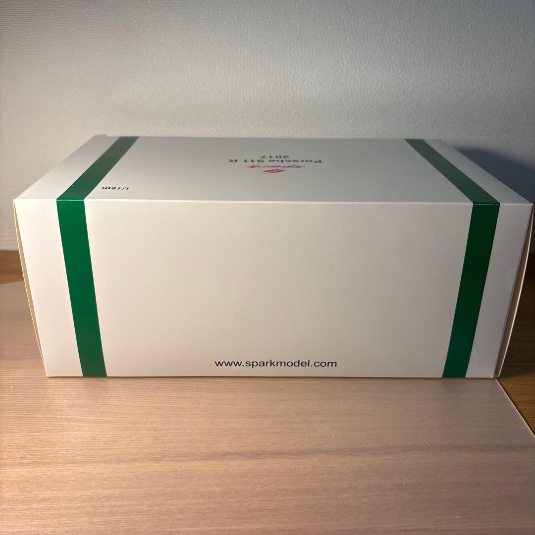 スパーク　spark porsche ポルシェ　911 R 1/18 ミニカー