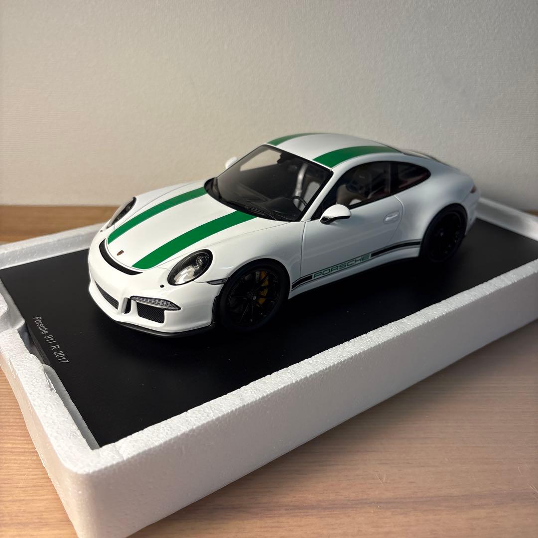 スパーク　spark porsche ポルシェ　911 R 1/18 ミニカー