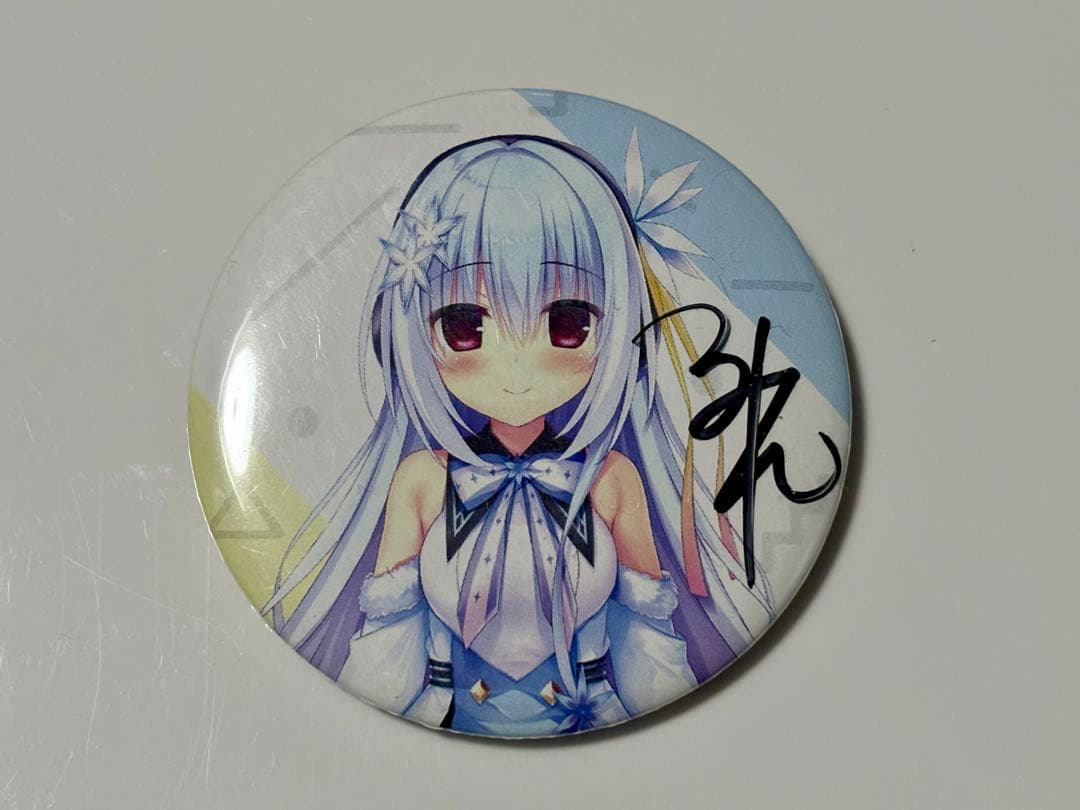 【サイン入り】ハミダシクリエイティブ 缶バッジ 雪景シキ