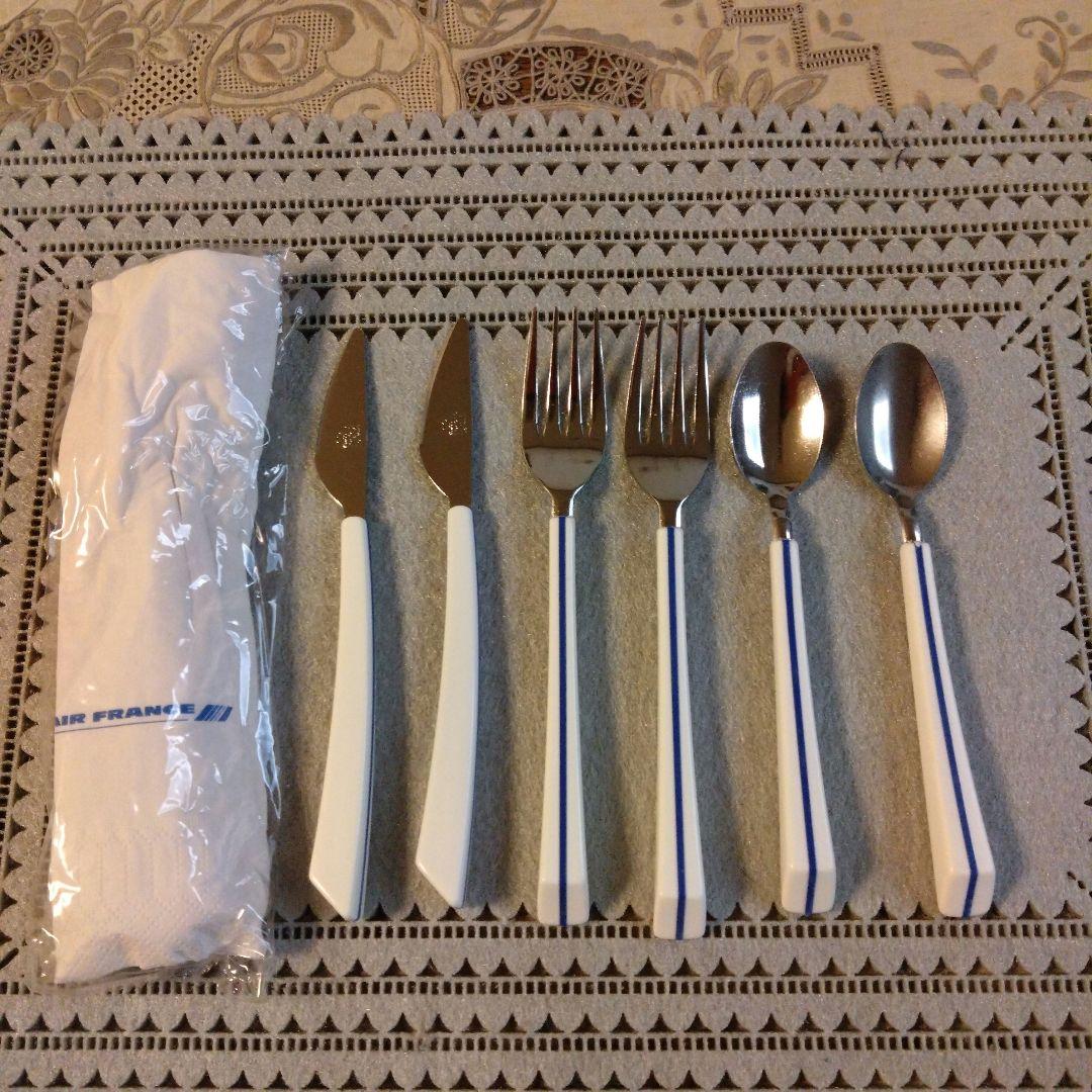 エールフランス　カトラリー　3本＋1本　紙ナフキン、爪楊枝　未開封