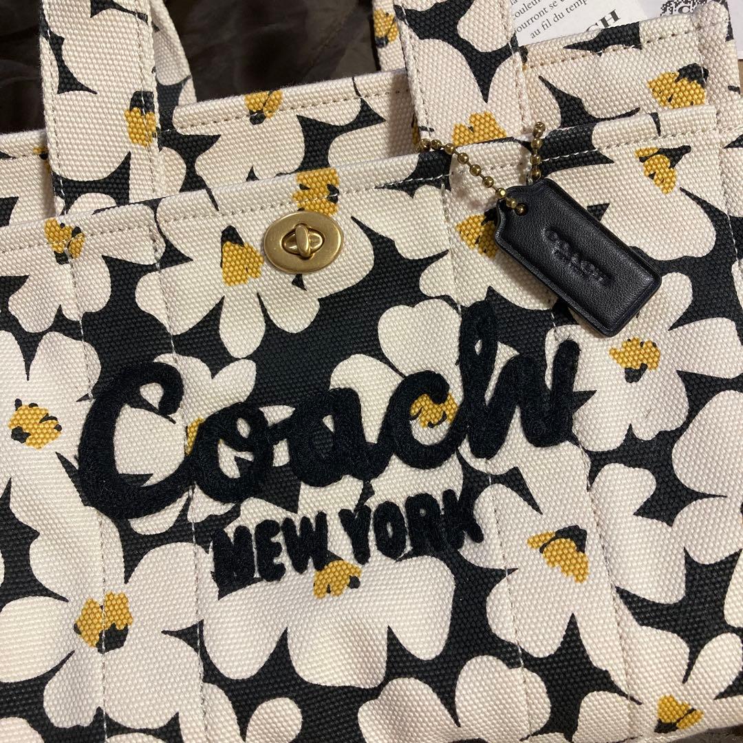 COACH 花柄　コーチ　正規品　カーゴ　トート　ショルダー　26 バッグ
