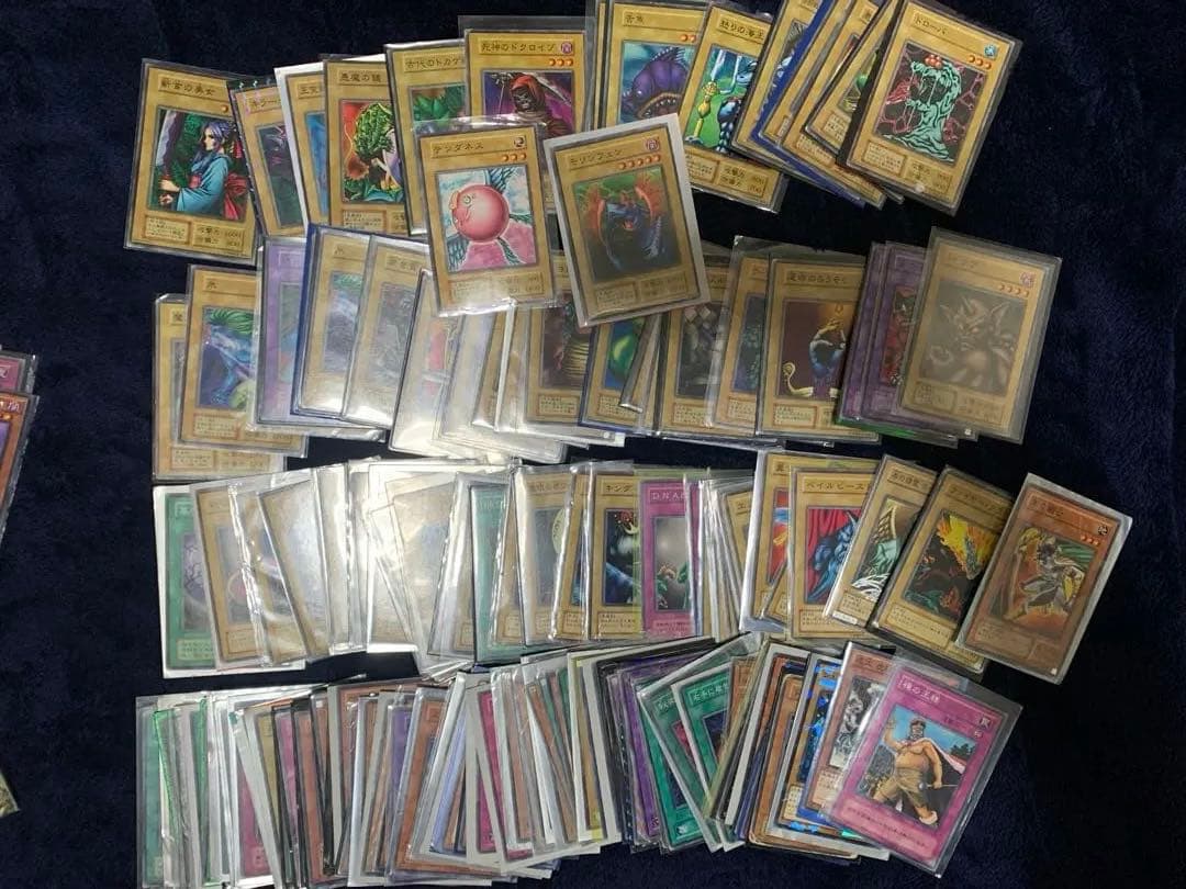 専用解除、遊戯王やデュエマ など8種類‼️弟の大量引退品（レア400枚以上)