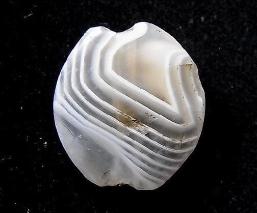 ★J0101★古代石 (62) オニキス 縞瑪瑙　アミュレットビーズ