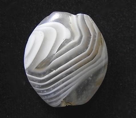 ★J0101★古代石 (62) オニキス 縞瑪瑙　アミュレットビーズ