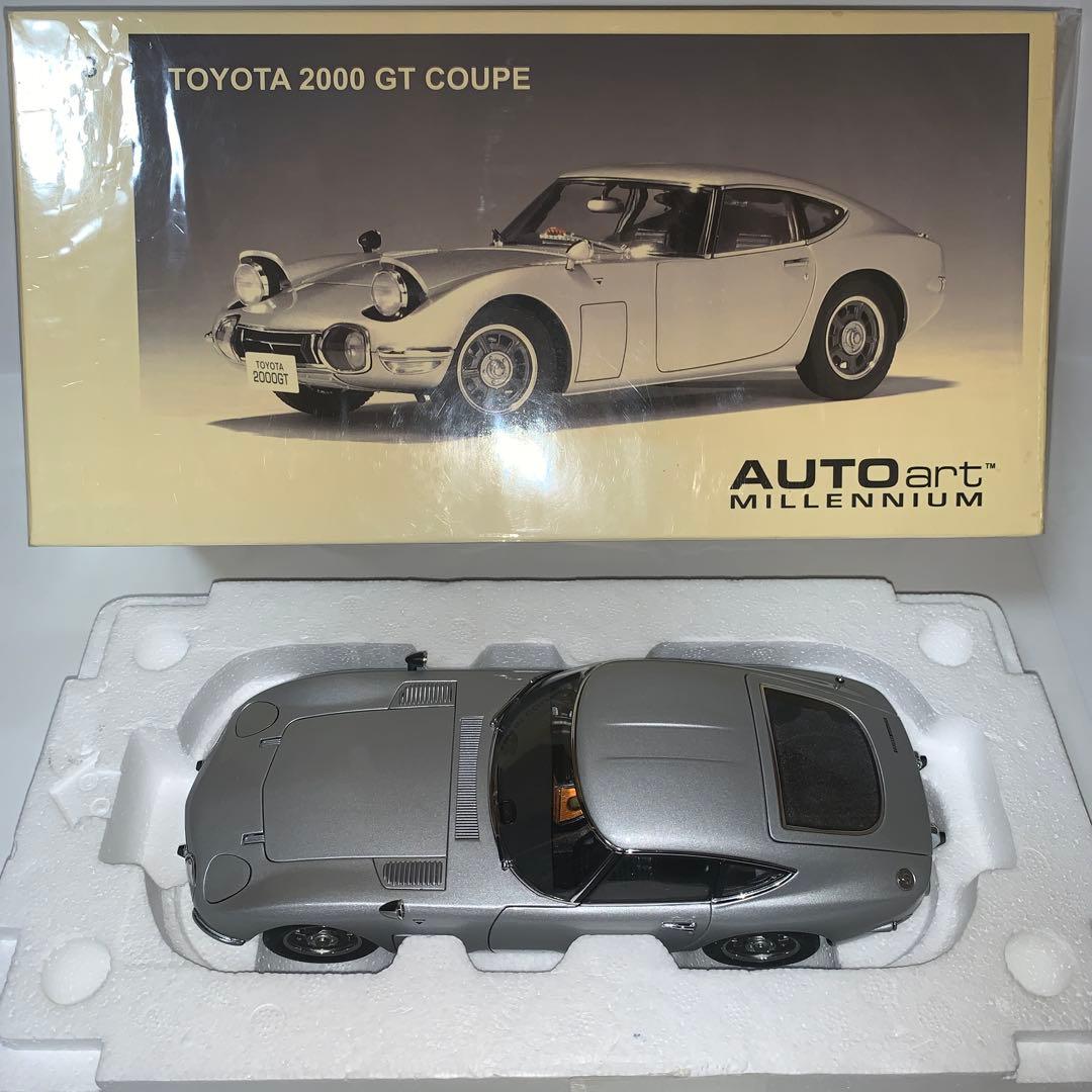 自動車 TOYOTA 2000 GT COUPE 1:18 AUTOart silver