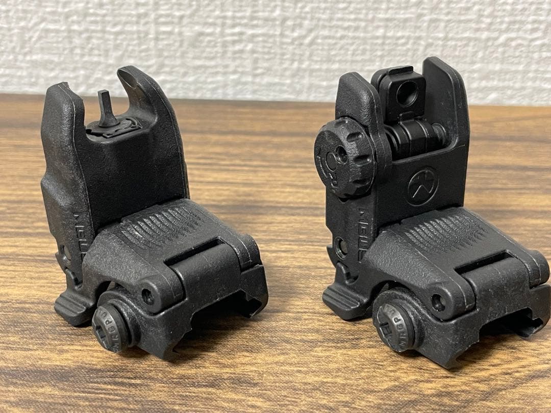 【実物】MAGPUL MBUS フロント リア フリップアップ サイト