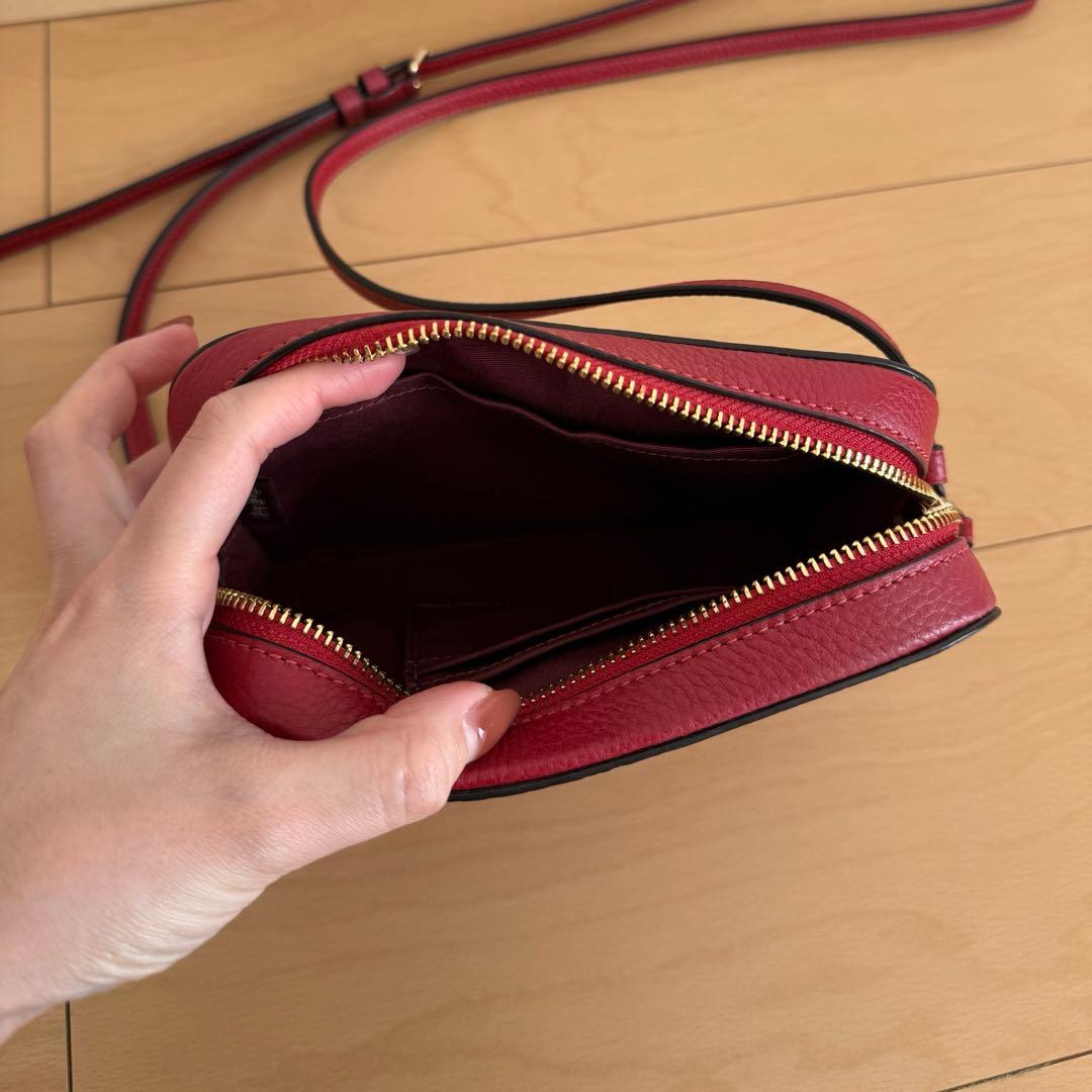 COACH レッド ショルダーバッグ