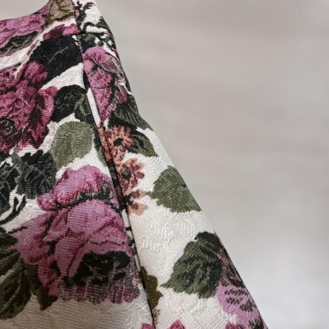 M'S GRACY（エムズグレイシー）のゴブラン織り風花柄スカート