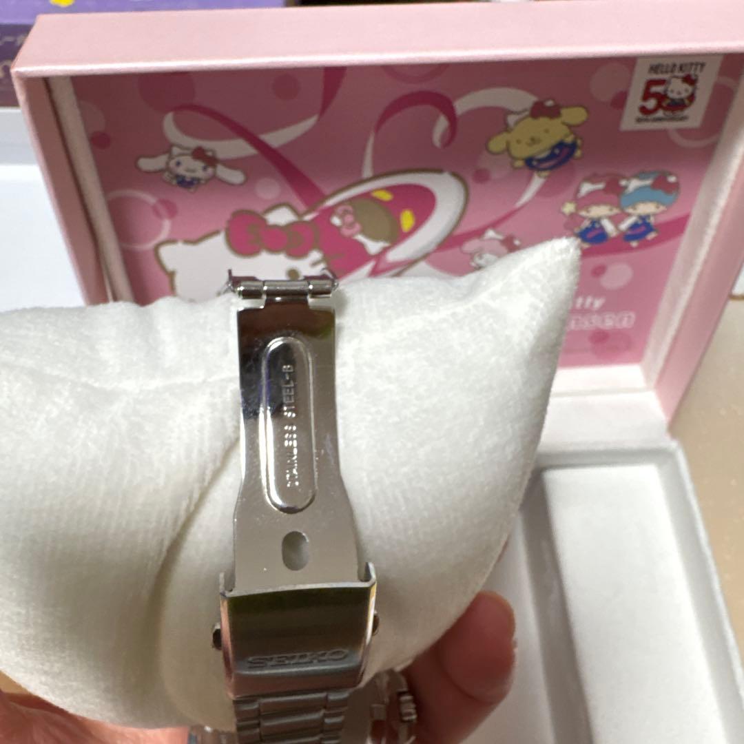 Hello Kitty Shinkansen 腕時時計50 周年限定