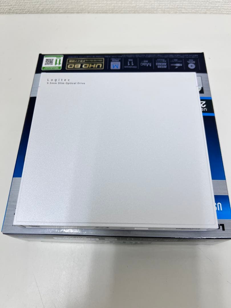 12P2#4ロジテック ブルーレイドライブ 外付けLBD-PWB6U3CSWH