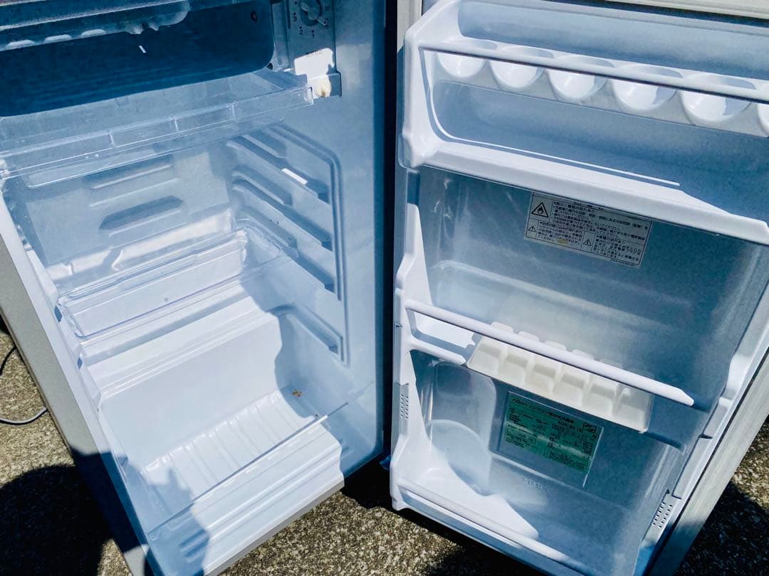 AQUA ノンフロン直冷式冷蔵庫 AQR-8K（S）75L 2022年