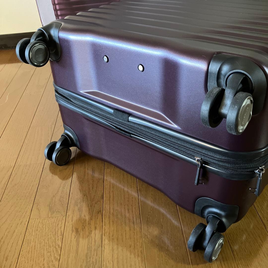 Samsonite 軽量キャリーケース ダークパープル　スーツケース