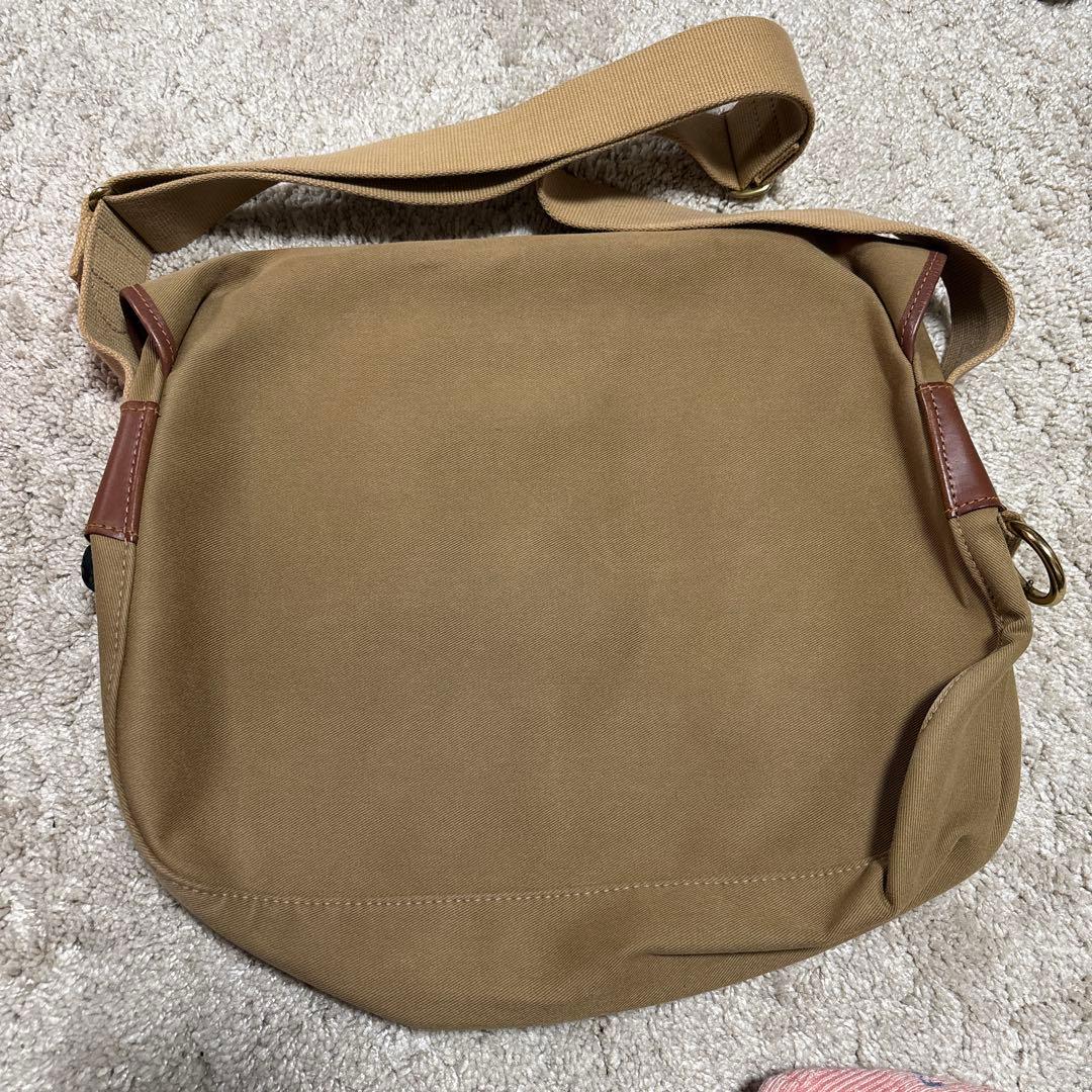 Brady ショルダーバッグ