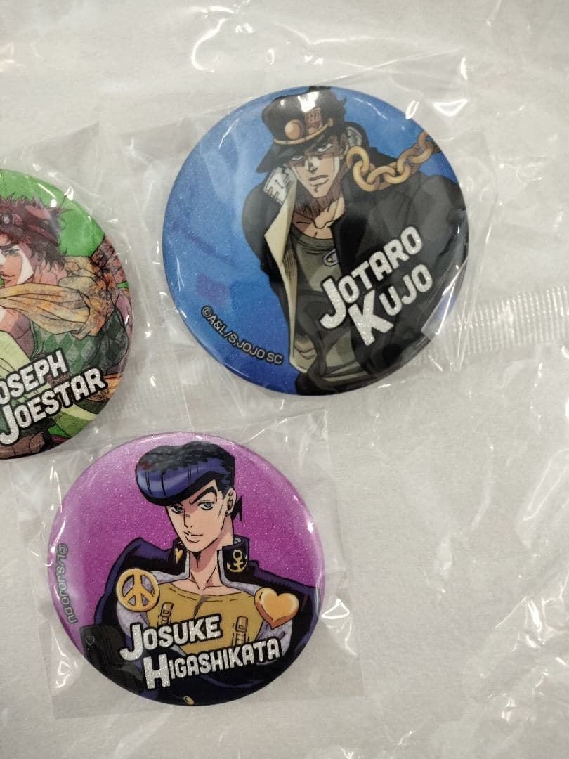 ジョジョの奇妙な冒険 缶バッジセット　仗助　空条承太郎　ジョセフジョースター