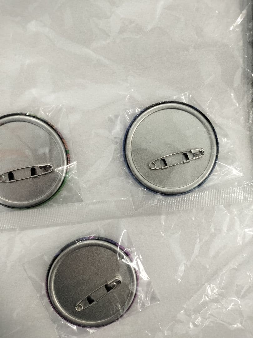 ジョジョの奇妙な冒険 缶バッジセット　仗助　空条承太郎　ジョセフジョースター