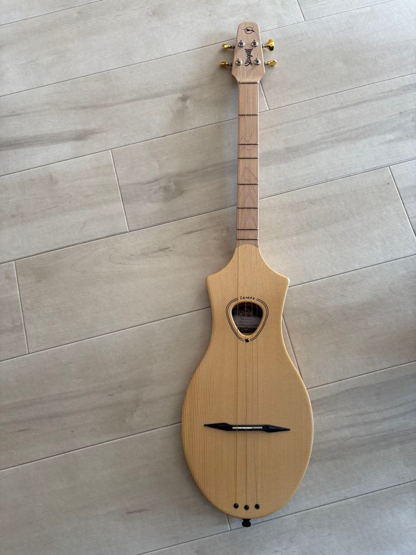 シーガルマーリン４弦ギター