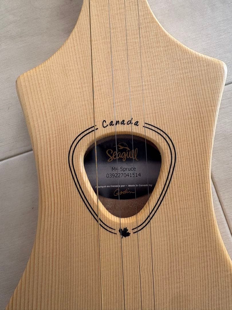 シーガルマーリン４弦ギター