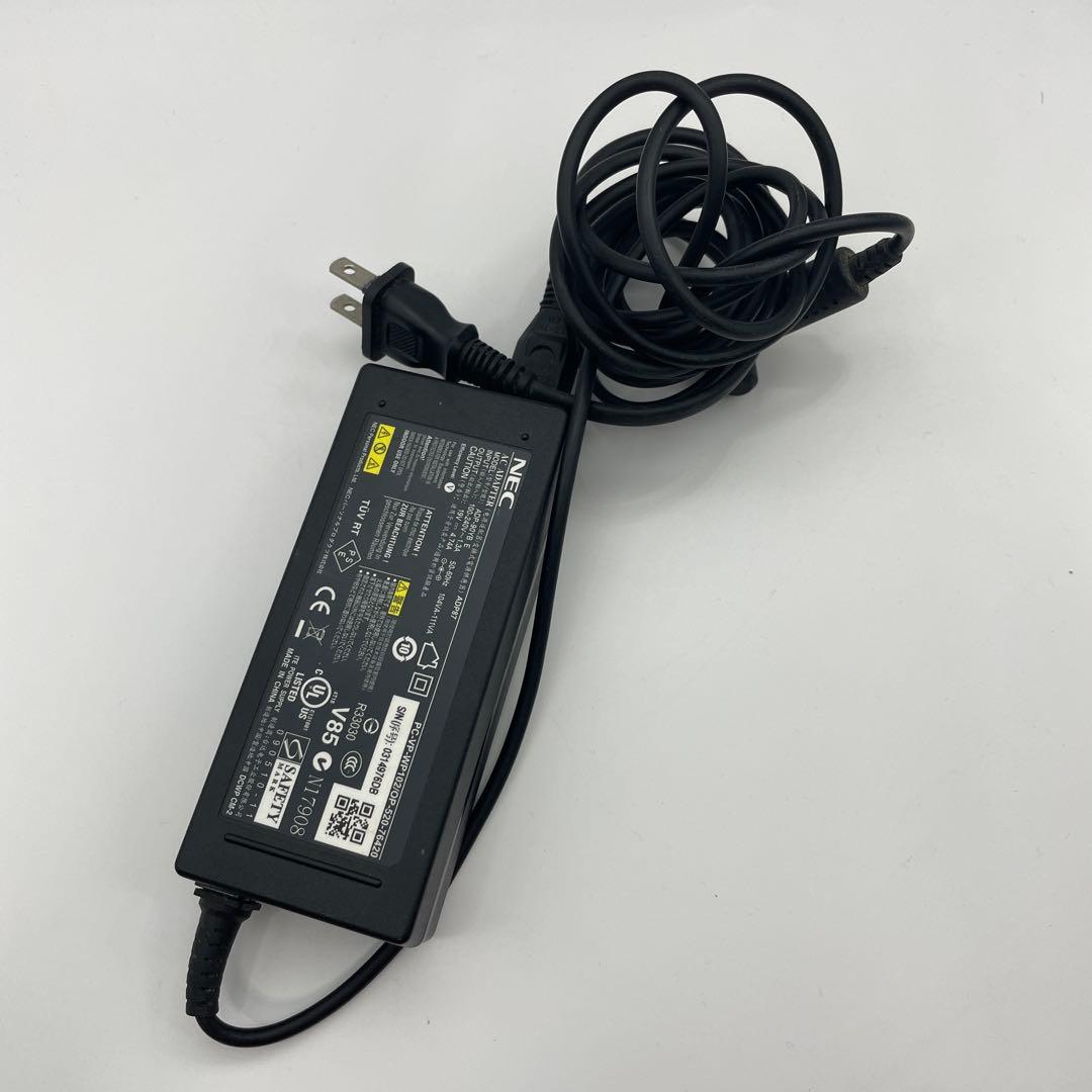 Windowsノート本体 NEC Lavie PC LL750WG6R