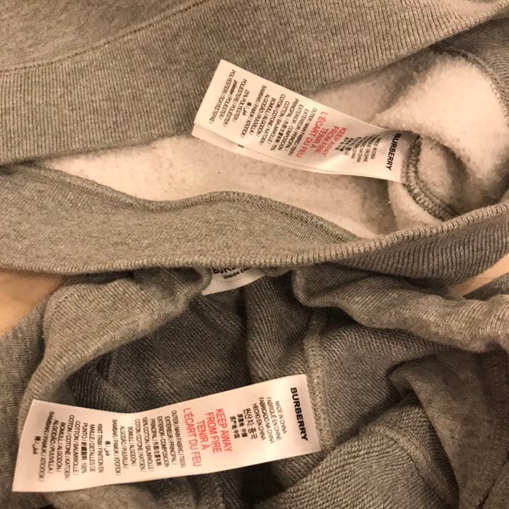 Burberry キッズ　バーバリー　スウェット　4Y 6Y 100〜110