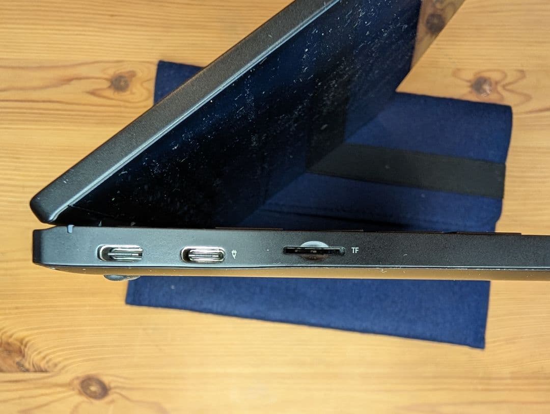 m*o様 OneMix4S オマケ付き 10インチ超小型軽量Windows11ノ