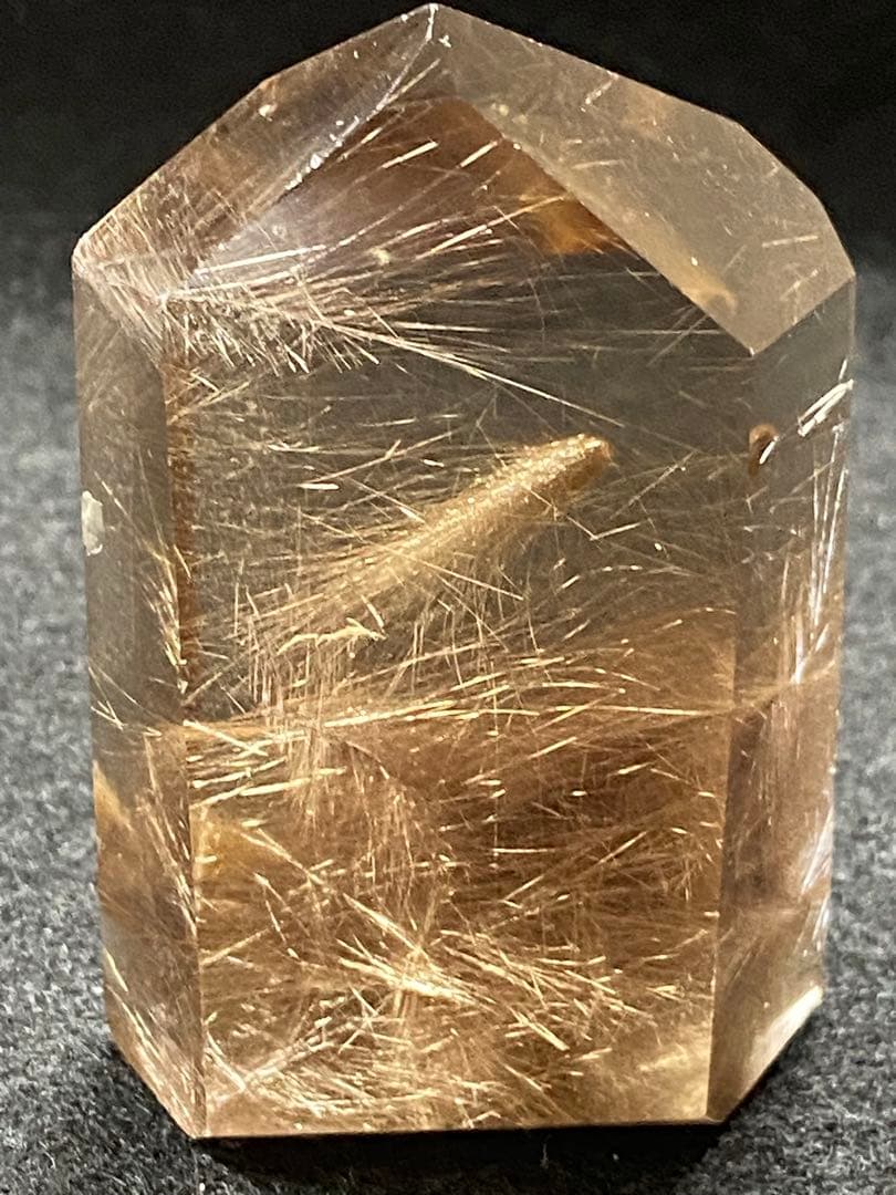 スモーキールチルクォーツ　ポイント