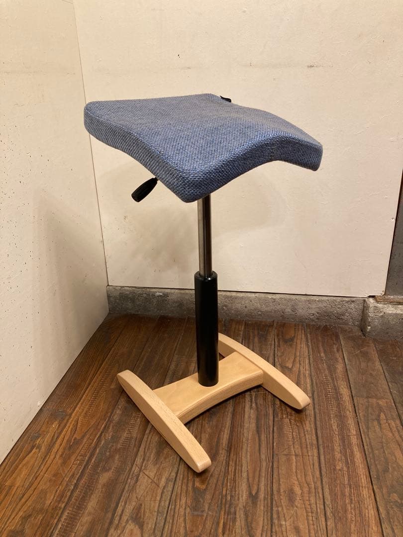 balance バランス Synergy シナジー スクエア 昇降スツール 腰痛