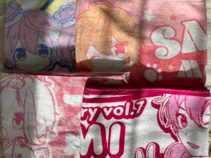 さとみ すとぷり グッズ うちわ  ファイル 缶バッジ パーカー