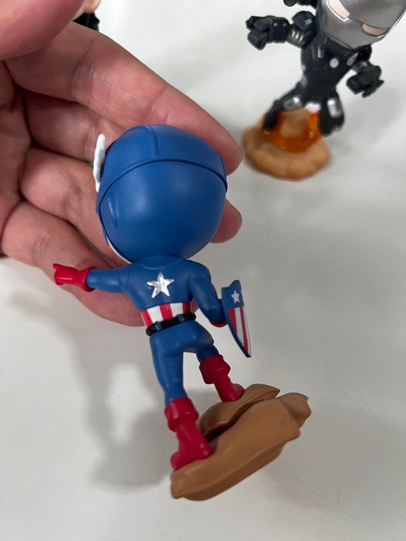 POPMART アベンジャーズフィギュアセット