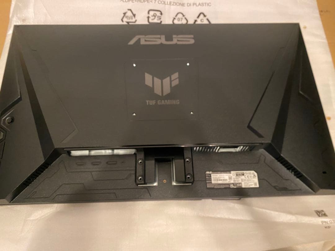 ASUS TUF Gaming VG27AQ5A 27インチ　WQHD②
