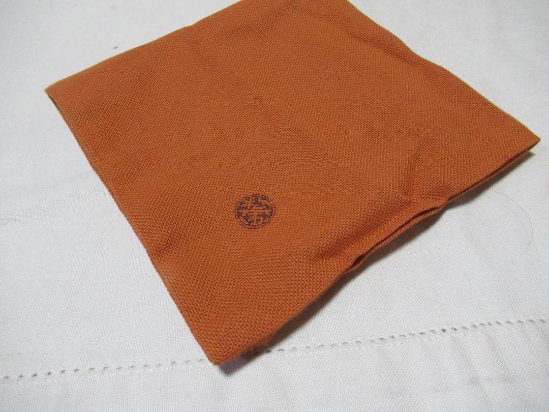 萩焼　１５代坂倉新兵衛　茶碗銘瑞雲　表千家尋牛斎極め　共箱