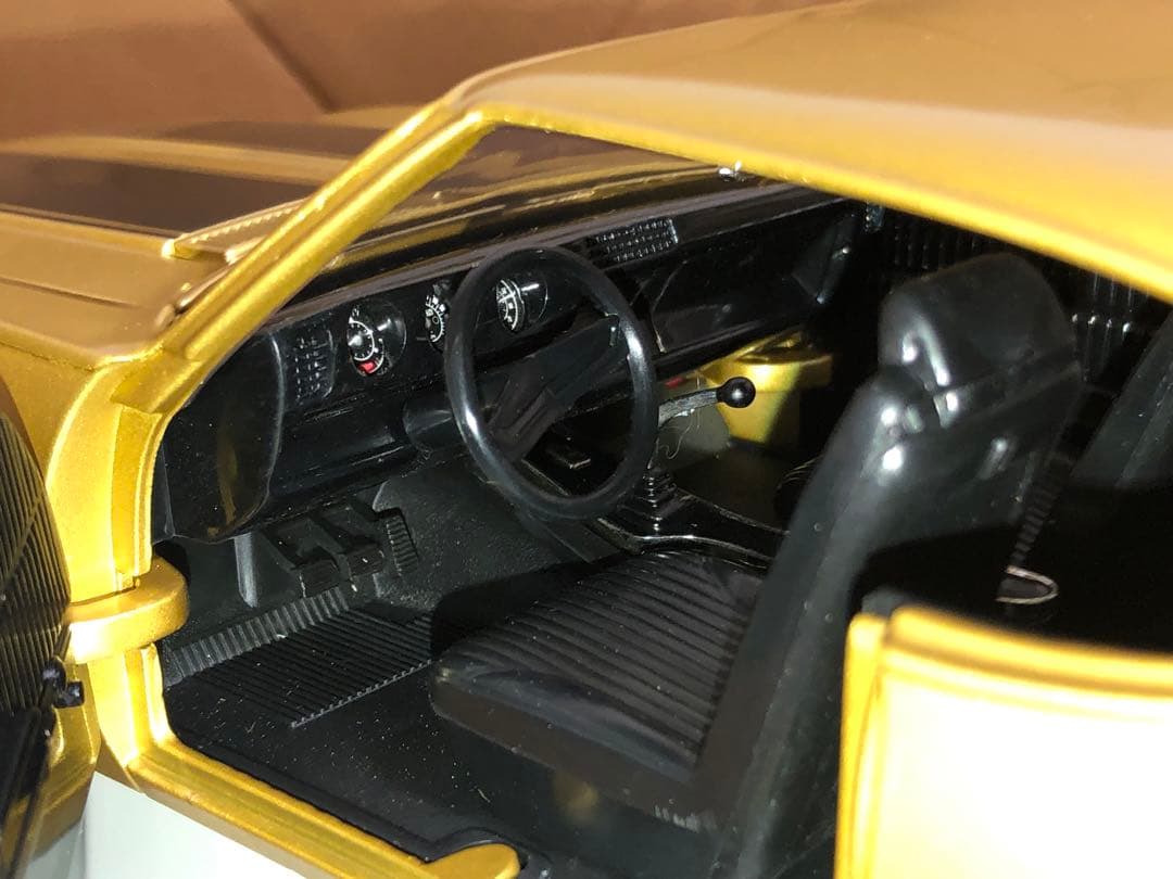 1/18 ERTL 1969 OLDSMOBILE 4-4-2 W30 アメ車